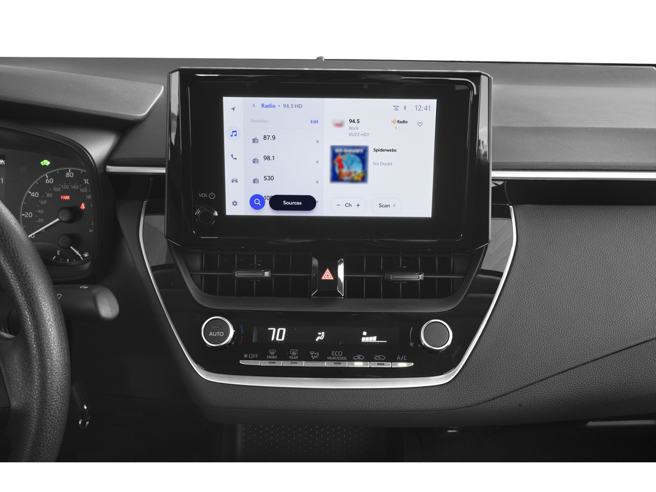 2025 Toyota COROLLA HYBRID LE