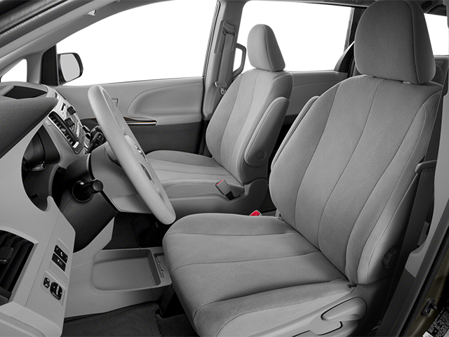2014 Toyota Sienna LE 8 Passenger