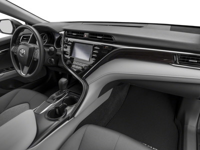 2018 Toyota CAMRY LE