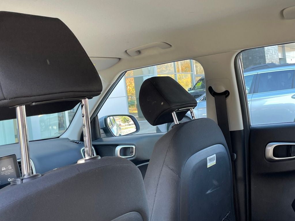 2022 Hyundai Venue SE