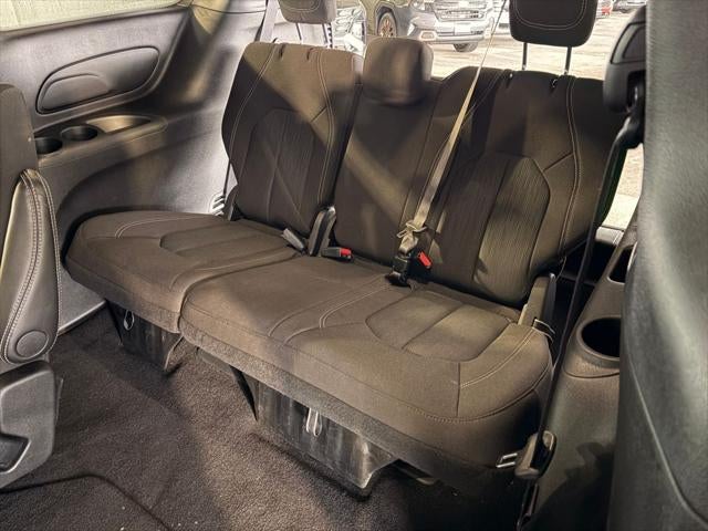 2024 Chrysler Pacifica Touring