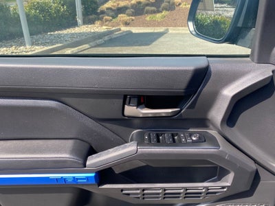 2025 Toyota TACOMA TRD OFFRD TRD Off-Road