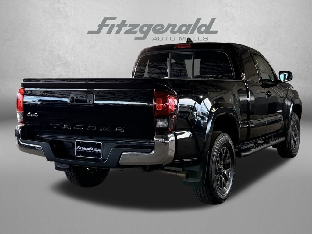 2022 Toyota TACOMA SR5 SR5