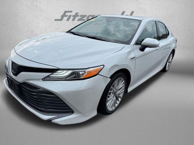 2020 Toyota Camry Hybrid XLE