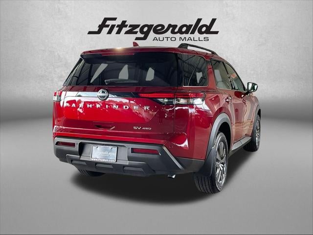 2024 Nissan Pathfinder SV
