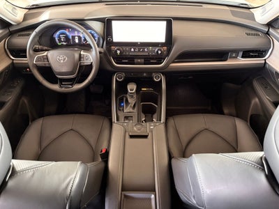 2026 Toyota GRAND HIGHLANDER HEV Limited