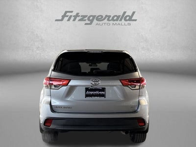 2019 Toyota HIGHLANDER LE