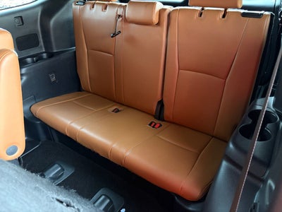 2025 Toyota Highlander Hybrid Platinum