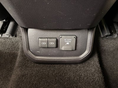 2025 Toyota Highlander Hybrid Platinum