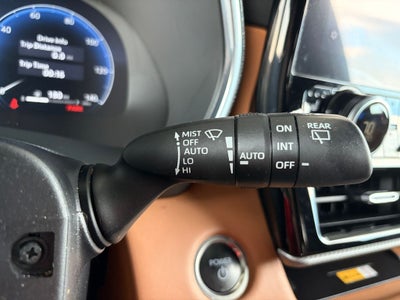 2025 Toyota Highlander Hybrid Platinum