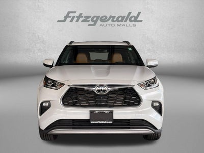 2025 Toyota Highlander Hybrid Platinum