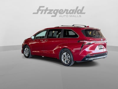 2023 Toyota Sienna Platinum 7 Passenger