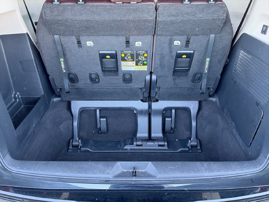 2023 Toyota Sienna Platinum 7 Passenger