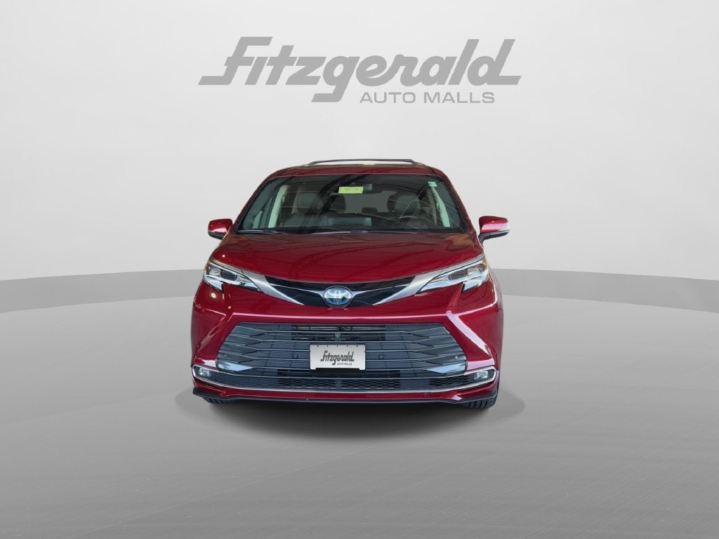 2023 Toyota Sienna Platinum 7 Passenger
