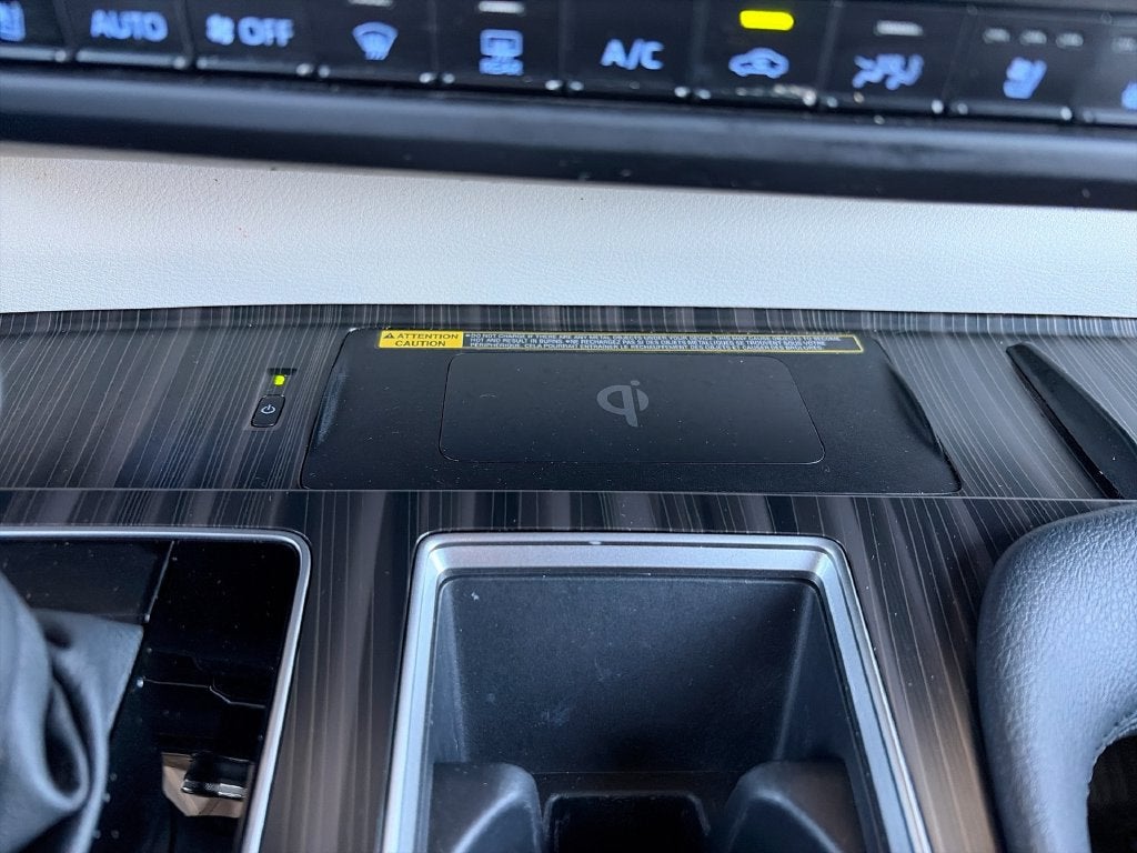2023 Toyota Sienna Platinum 7 Passenger