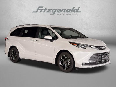 2026 Toyota Sienna Platinum 7 Passenger
