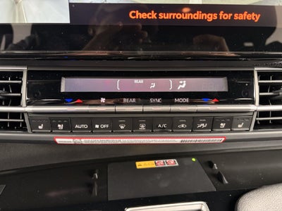 2026 Toyota Sienna Platinum 7 Passenger