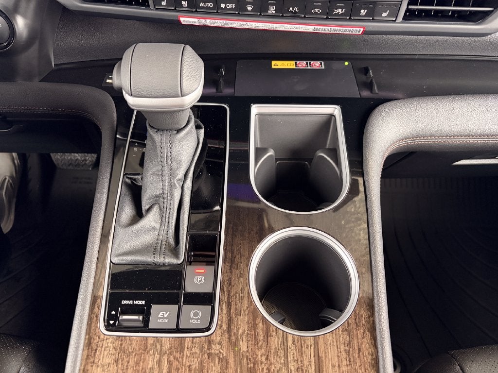 2026 Toyota Sienna Platinum 7 Passenger