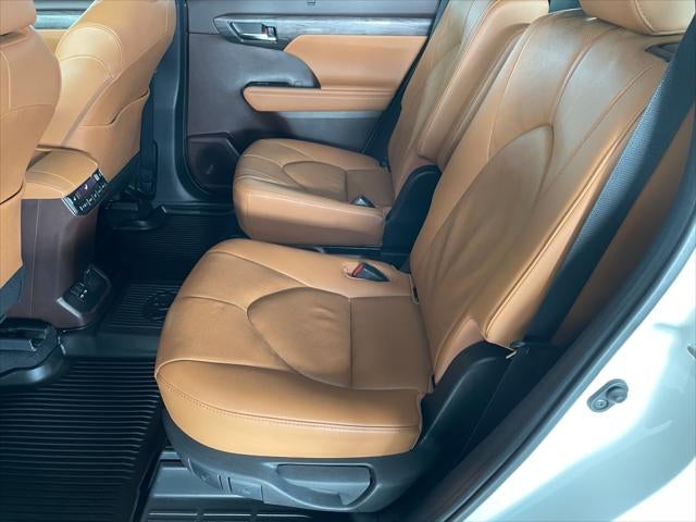 2020 Toyota Highlander Platinum