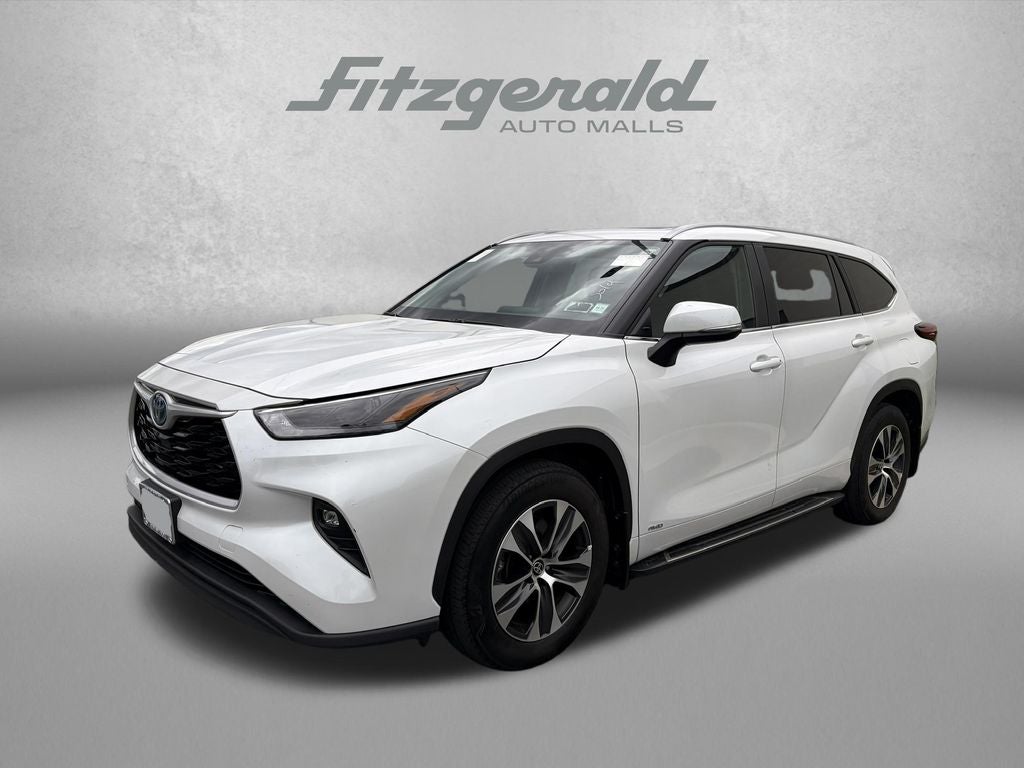 2023 Toyota Highlander Hybrid XLE