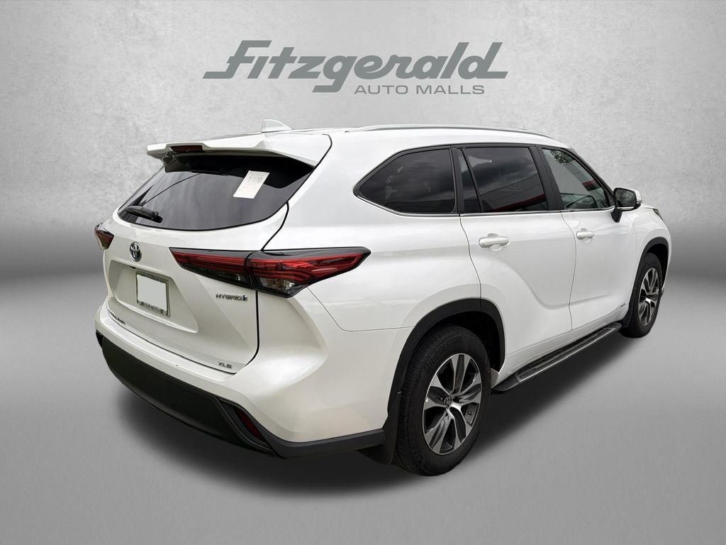 2023 Toyota Highlander Hybrid XLE
