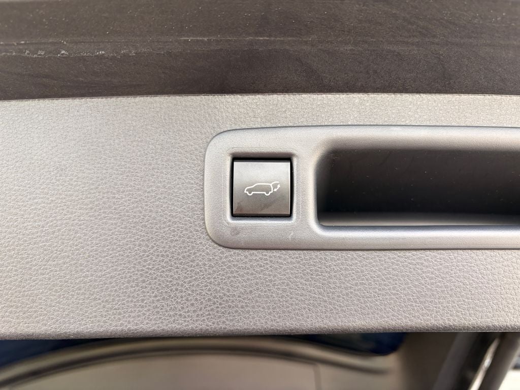 2025 Toyota Highlander XSE
