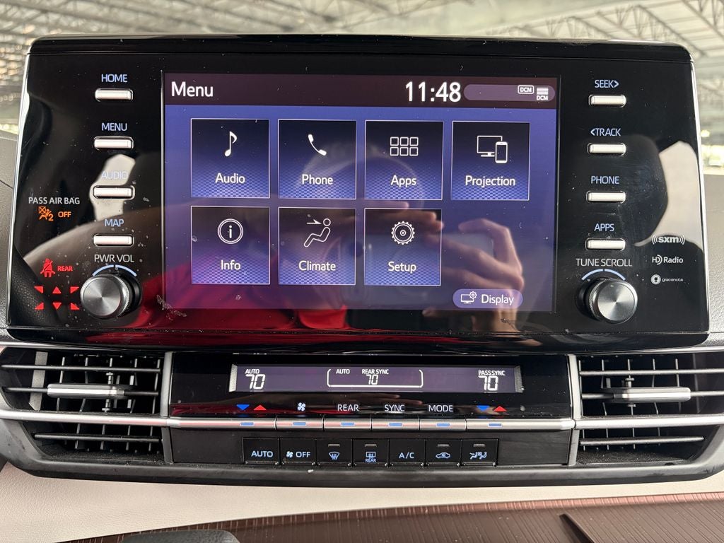2024 Toyota Sienna LE 8 Passenger