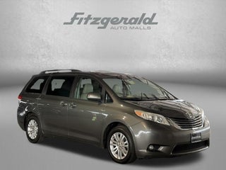 2012 Toyota SIENNA XLE 3.5L XLE 8 Passenger