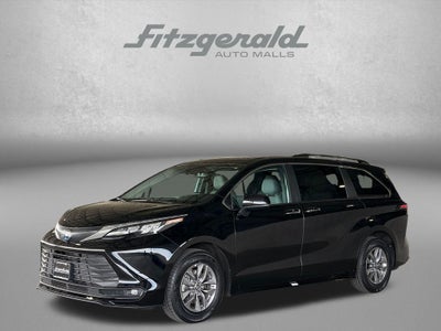 2025 Toyota SIENNA XLE XLE 8 Passenger