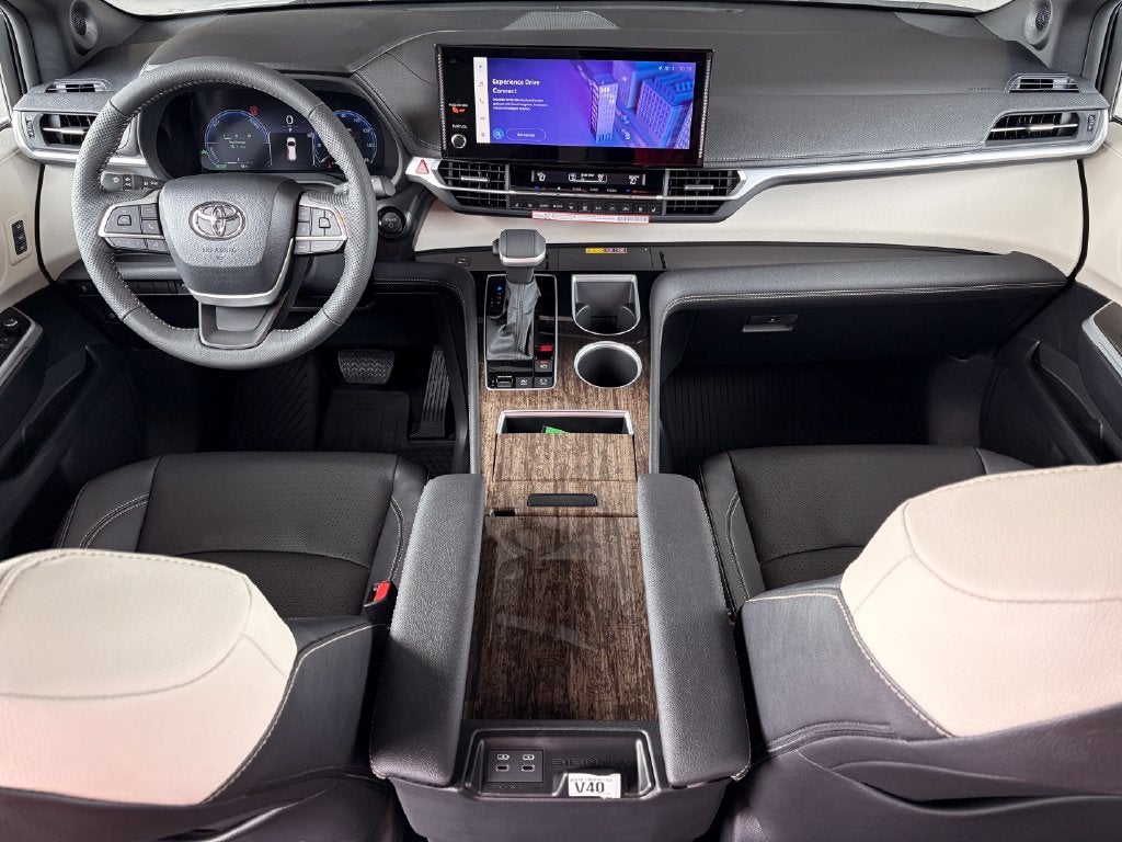 2026 Toyota Sienna Limited 7 Passenger