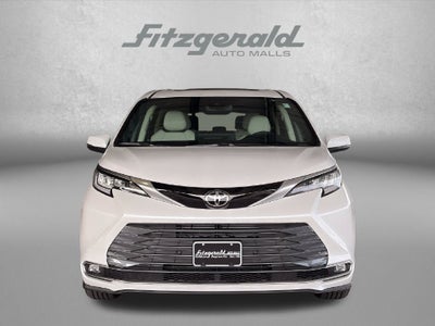 2026 Toyota Sienna Limited 7 Passenger
