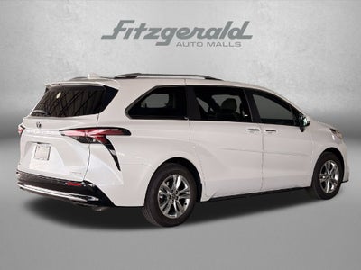 2026 Toyota Sienna Limited 7 Passenger