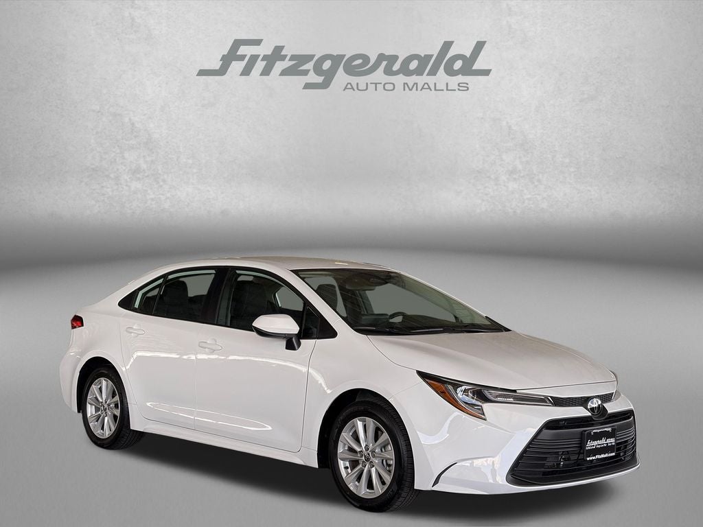 2026 Toyota Corolla LE CVT's photo