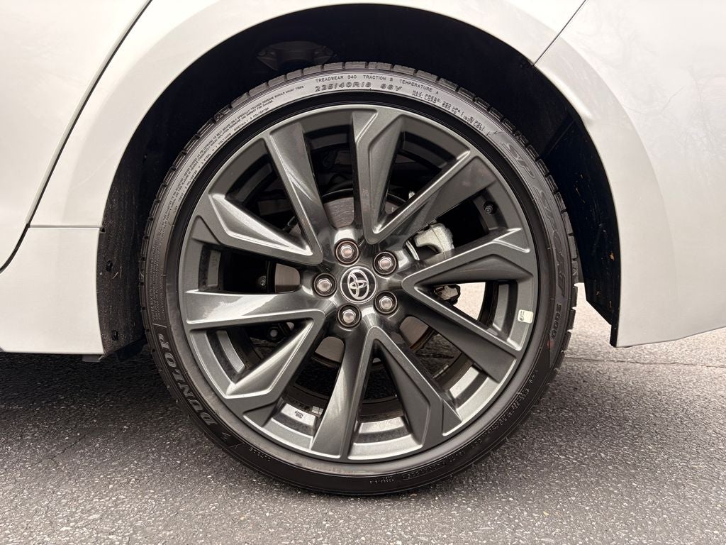 2025 Toyota COROLLA SE
