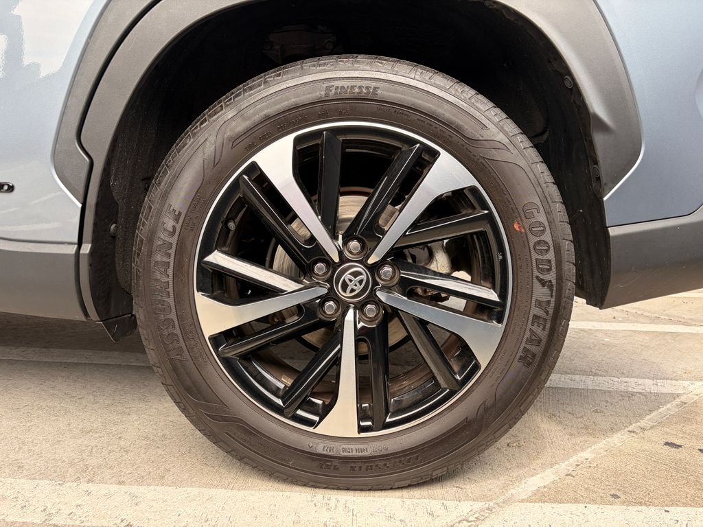 2023 Toyota Corolla Cross Hybrid Hybrid XSE