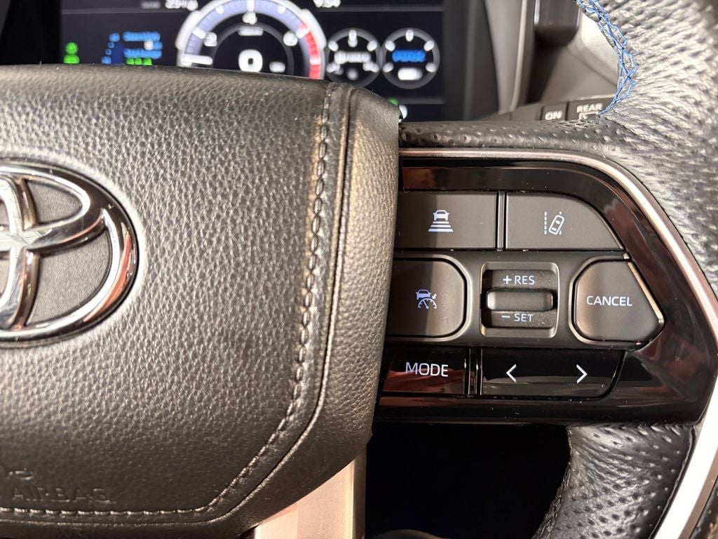 2024 Toyota SEQUOIA 4WD Platinum