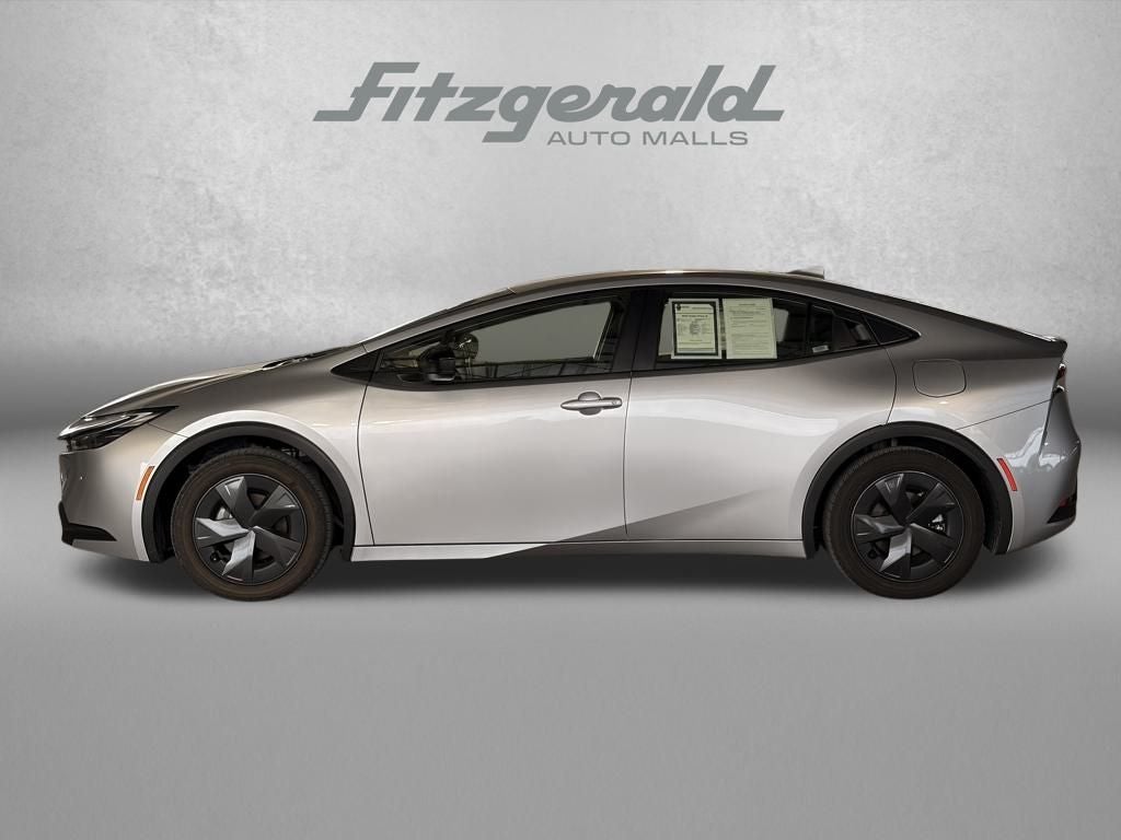 2025 Toyota PRIUS LE