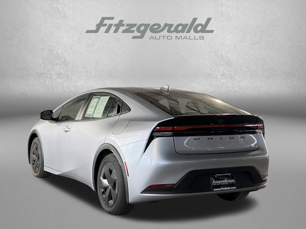 2025 Toyota PRIUS LE