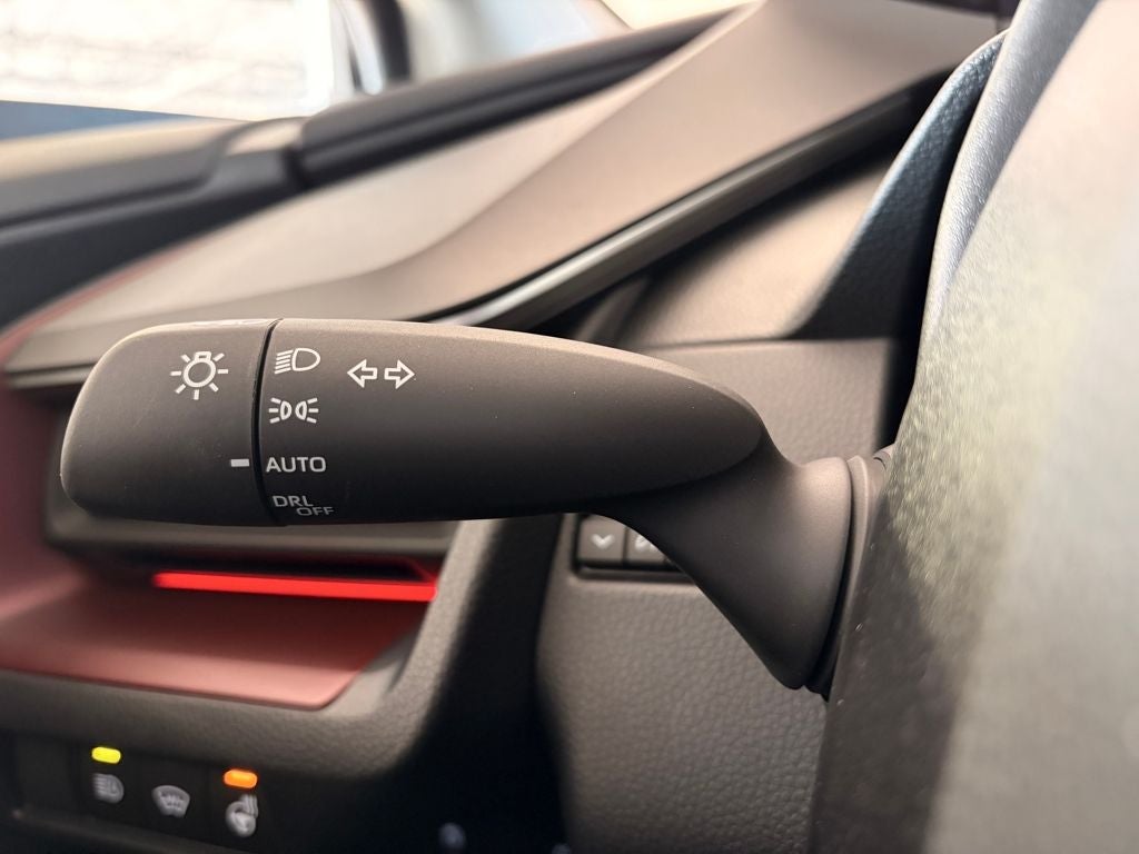 2026 Toyota PRIUS XSE XSE