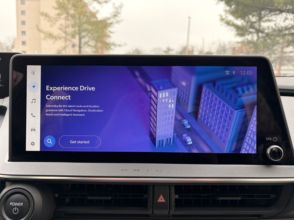 2024 Toyota PRIUS XLE