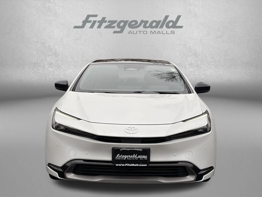 2024 Toyota PRIUS XLE