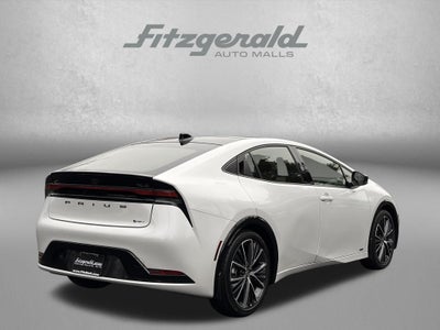 2024 Toyota PRIUS XLE