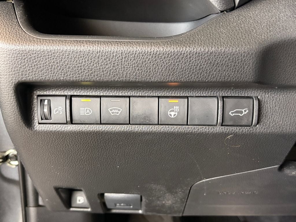 2024 Toyota RAV4 Prime SE