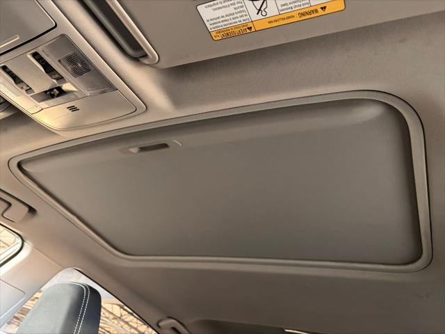 2018 Toyota RAV4 HYBRID XLE