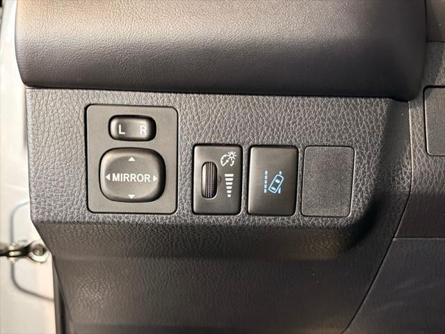 2018 Toyota RAV4 HYBRID XLE