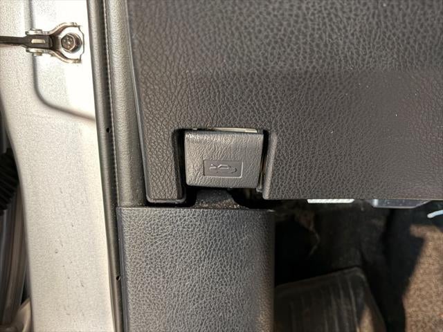 2018 Toyota RAV4 HYBRID XLE