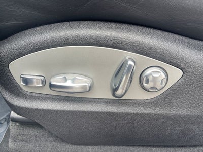 2024 Porsche Macan T