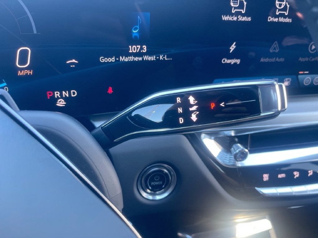 2025 Cadillac LYRIQ Luxury