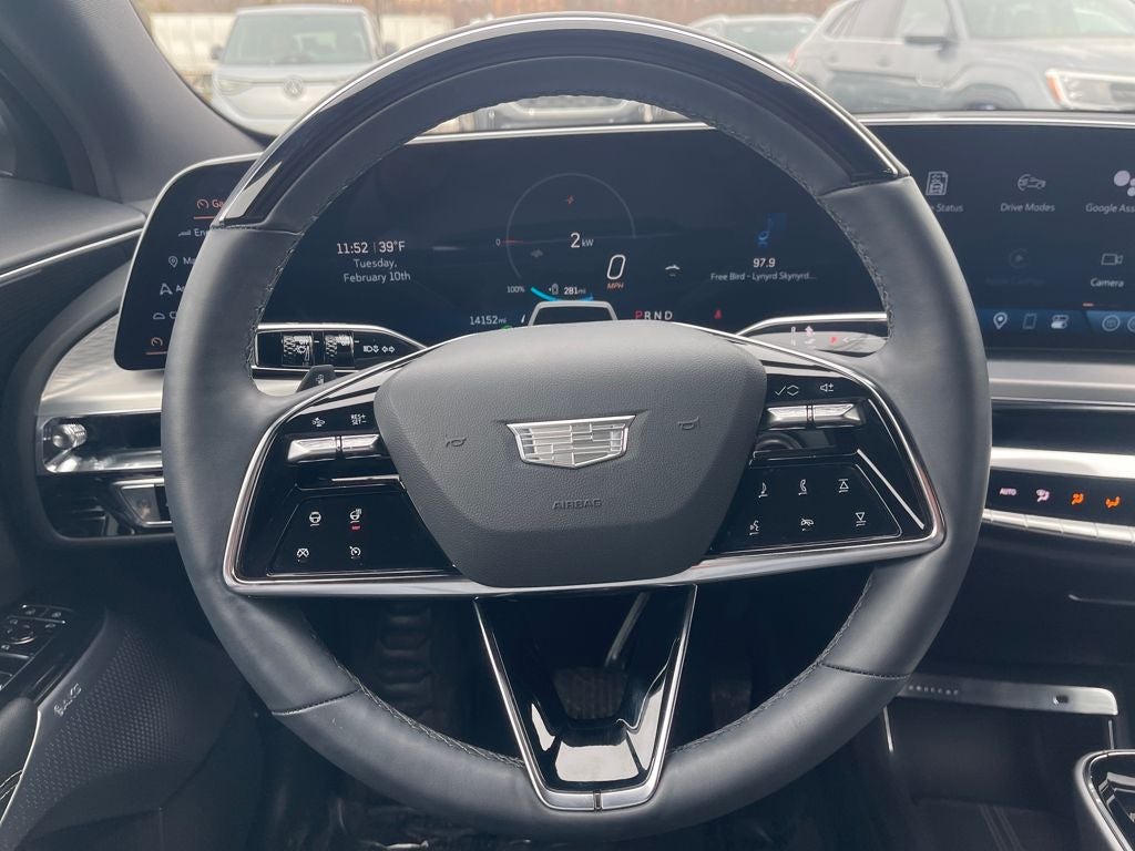 2025 Cadillac LYRIQ Luxury