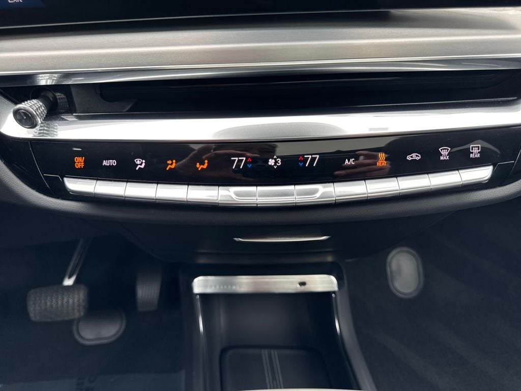 2025 Cadillac LYRIQ Luxury